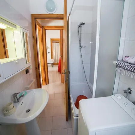 דירה Alpine Bliss A Cosy Retreat